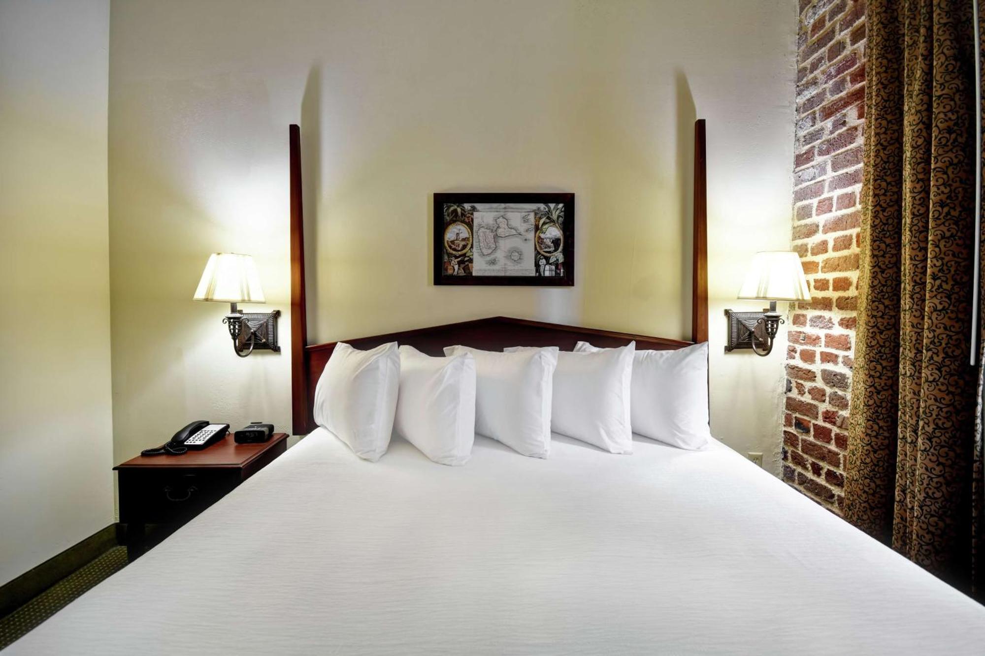 Embassy Suites Charleston - Historic District Eksteriør bilde