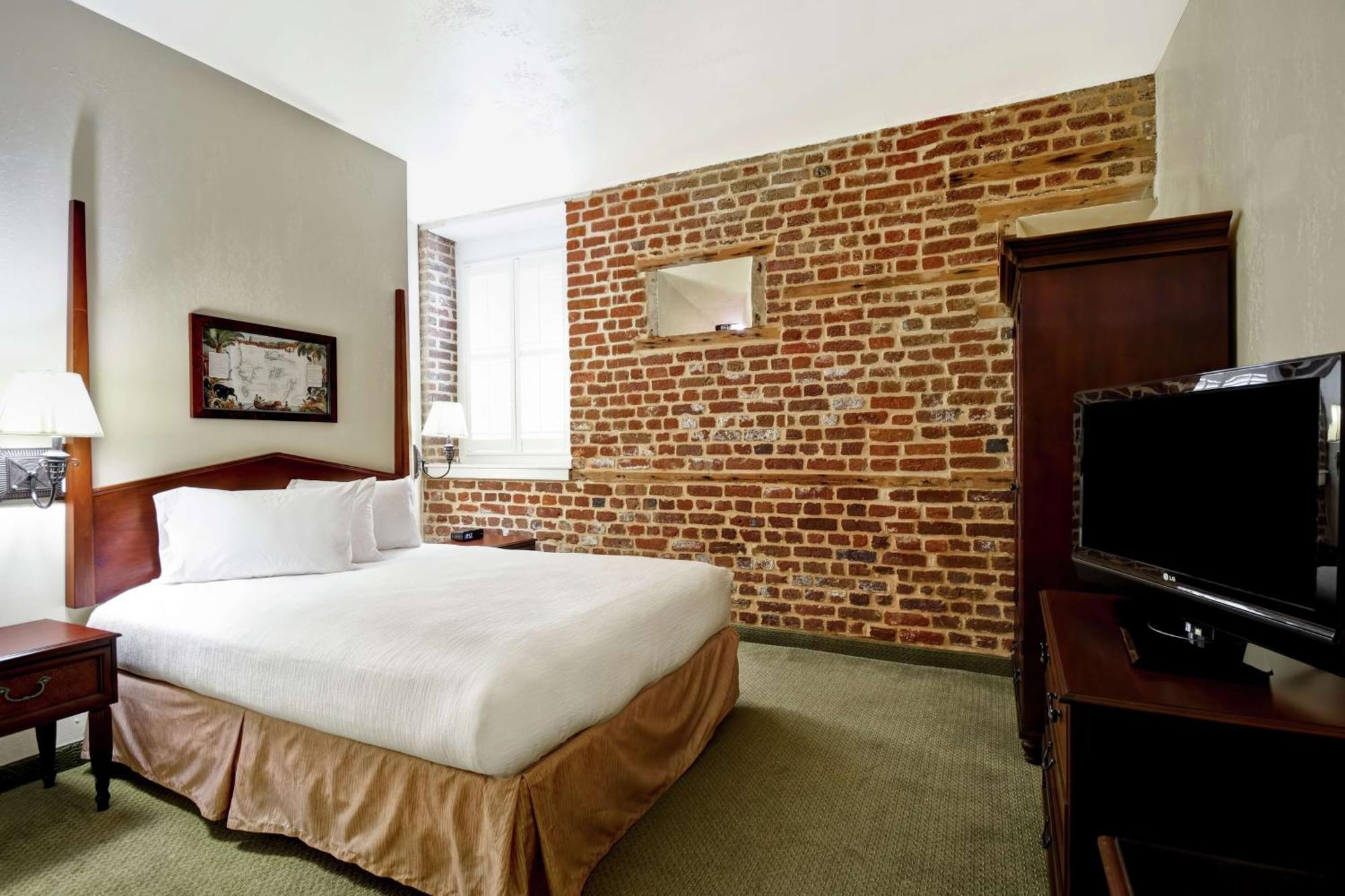 Embassy Suites Charleston - Historic District Eksteriør bilde